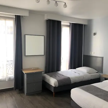Hotel Clauzel Parigi