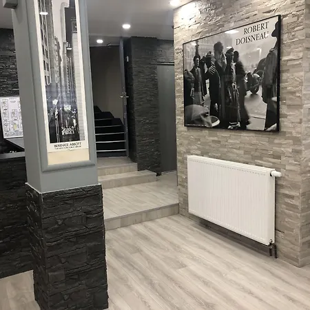 Clauzel Hotel