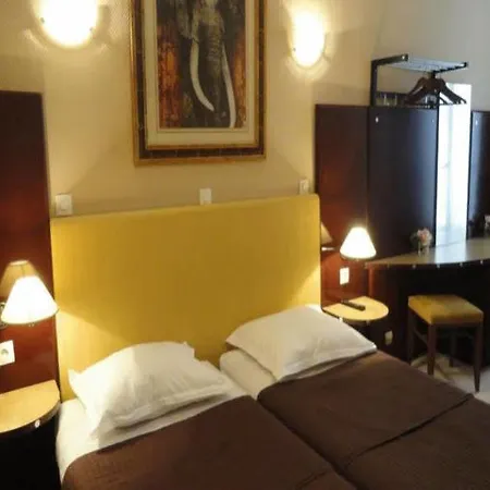 Hotel Clauzel Parigi