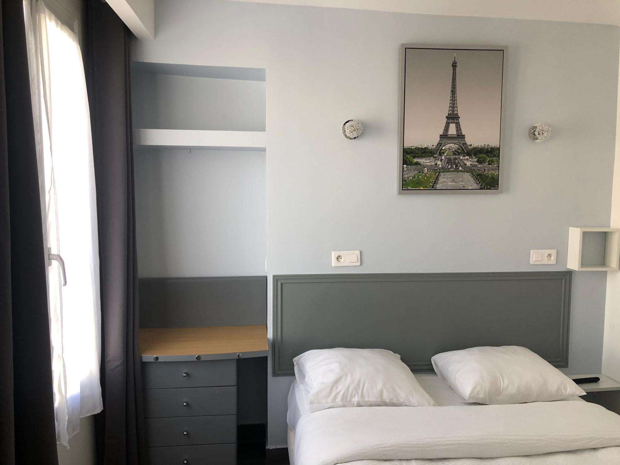 Hotel Clauzel Paris