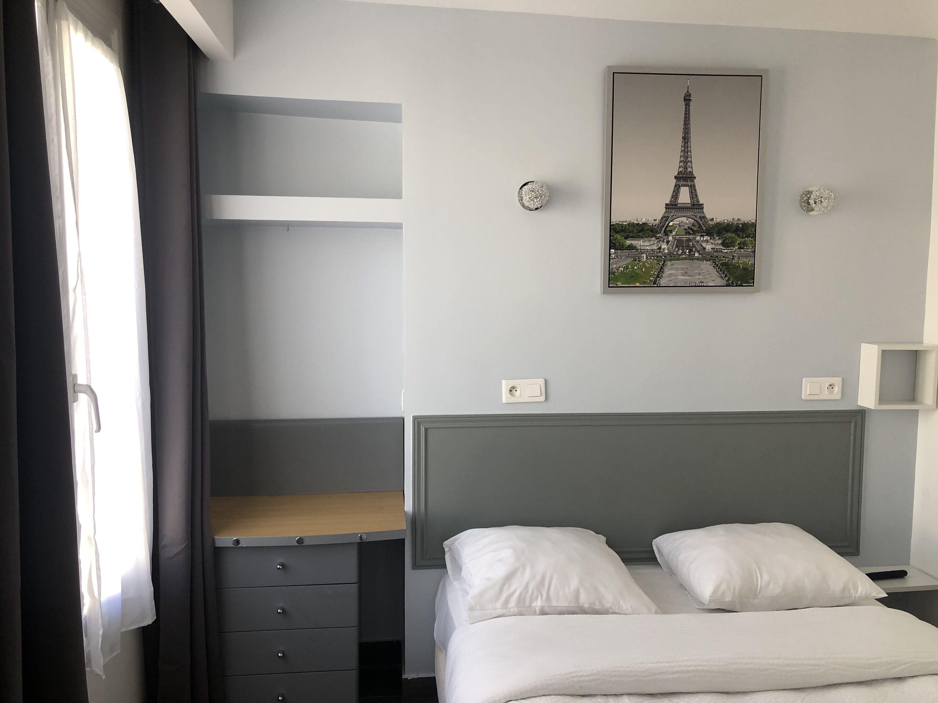 Hotel Clauzel Paris